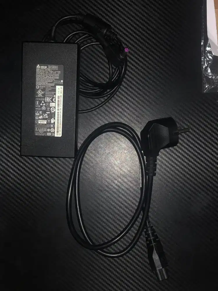 Charger Laptop Acer Nitro V15 Original Bekas