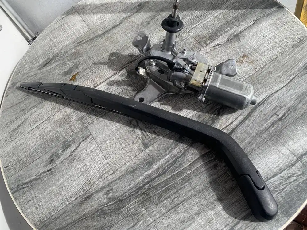 Dinamo wiper, wiper arm, wiper blade Yaris Bakpao 2006-2013