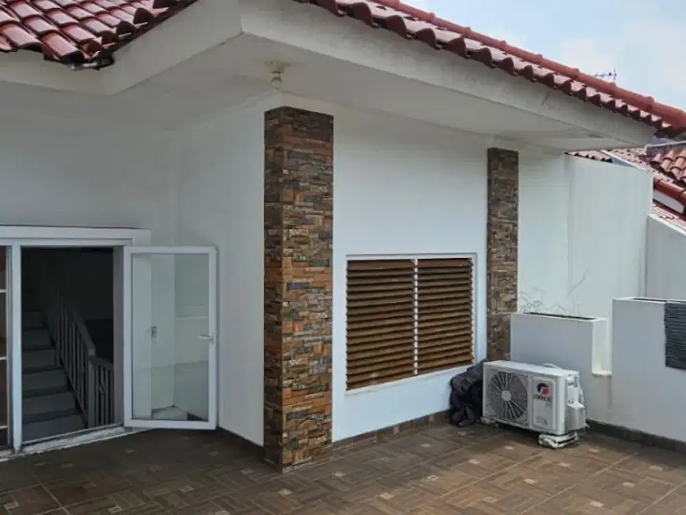 Rumah Dkt Stasiun Pondok Ranji di Ciputat Tangsel Lr-16861