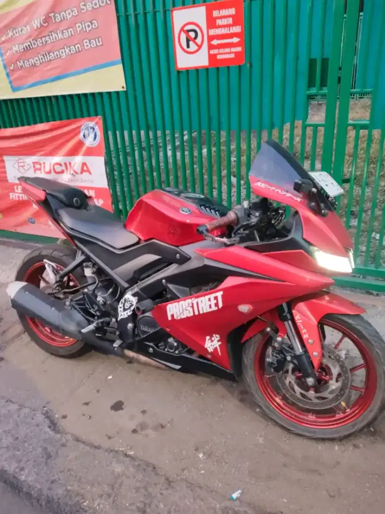 YAMAHA R15 (Bekas / 2017)