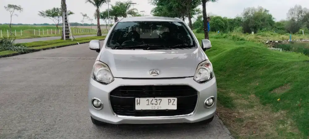 DAIHATSU AYLA X 1.0 MT 2014 SILVER DP10jt