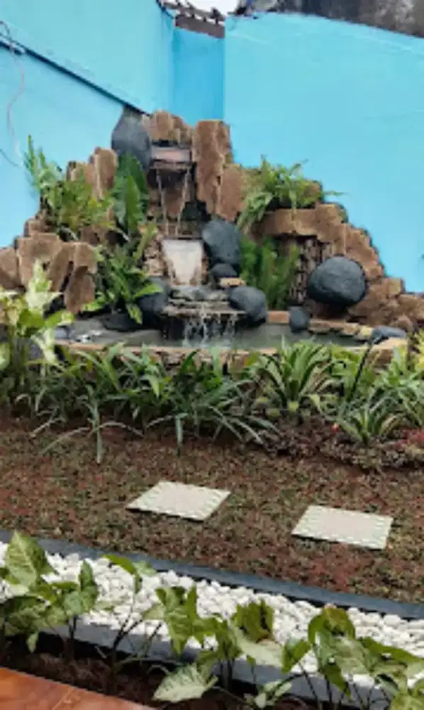 Membuat kolam ikan relif tebing