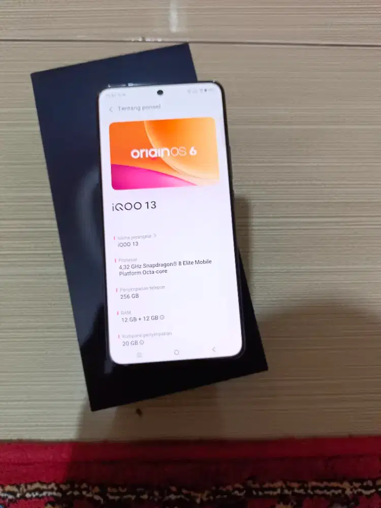 Iqoo 13 12/256 snap 8 elite