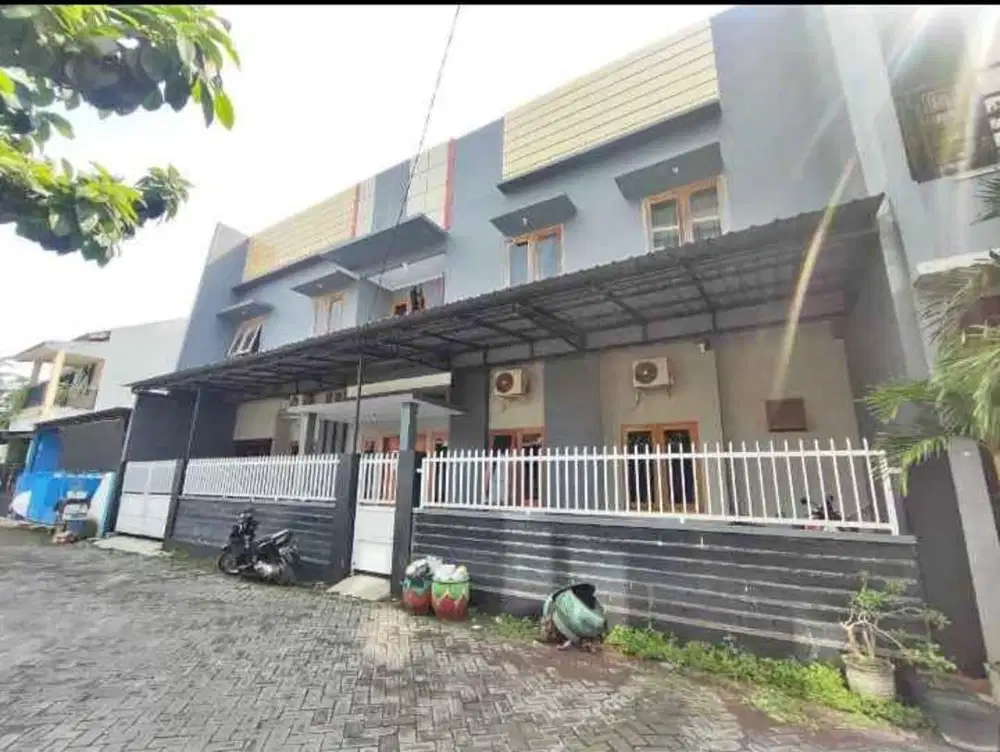 Kost Aktif 2lt (158m2) di Perum.Wiyung