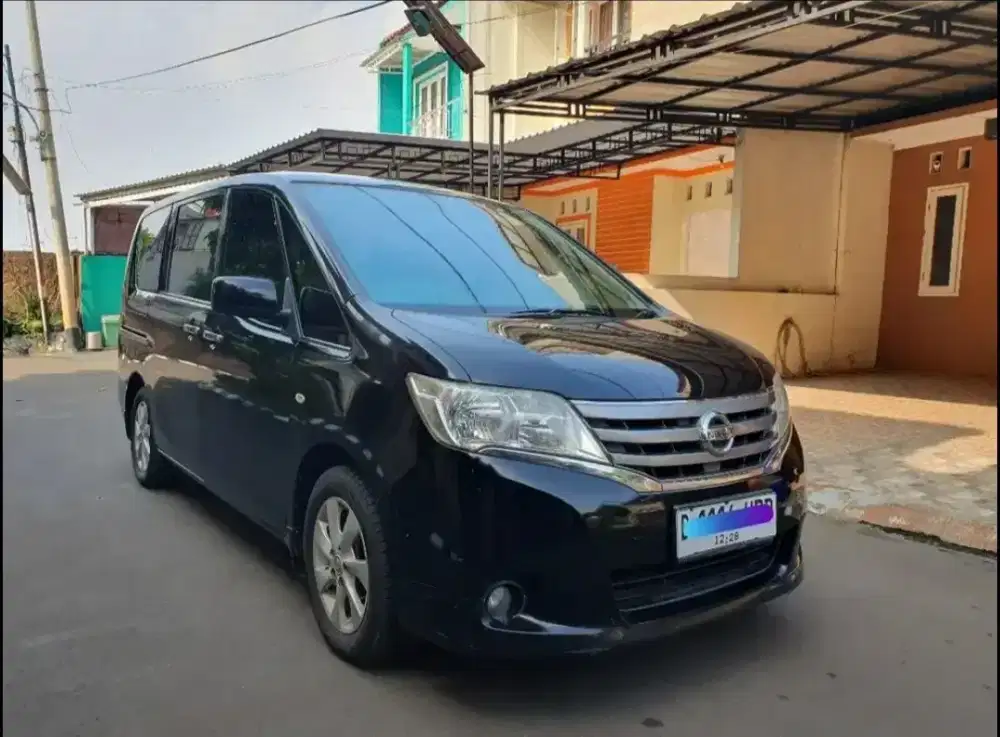 Nissan Serena X - 2014