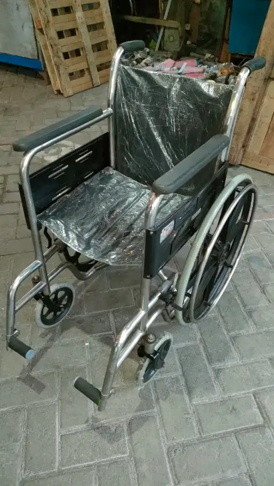 Kursi roda stainless bagus normal