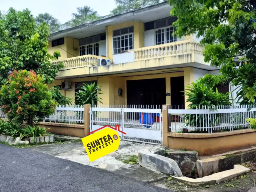 Rumah Besar Nyaman 2 Lantai Harga Menarik Praja Kebayoran Lama (IM)