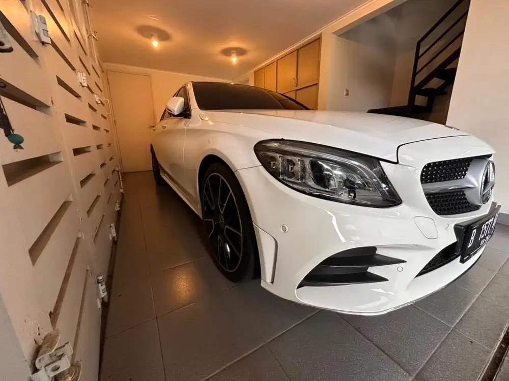Mercedes-Benz C300 AMG  • NIK 2020 / Reg 2021 •  Excellent Condition