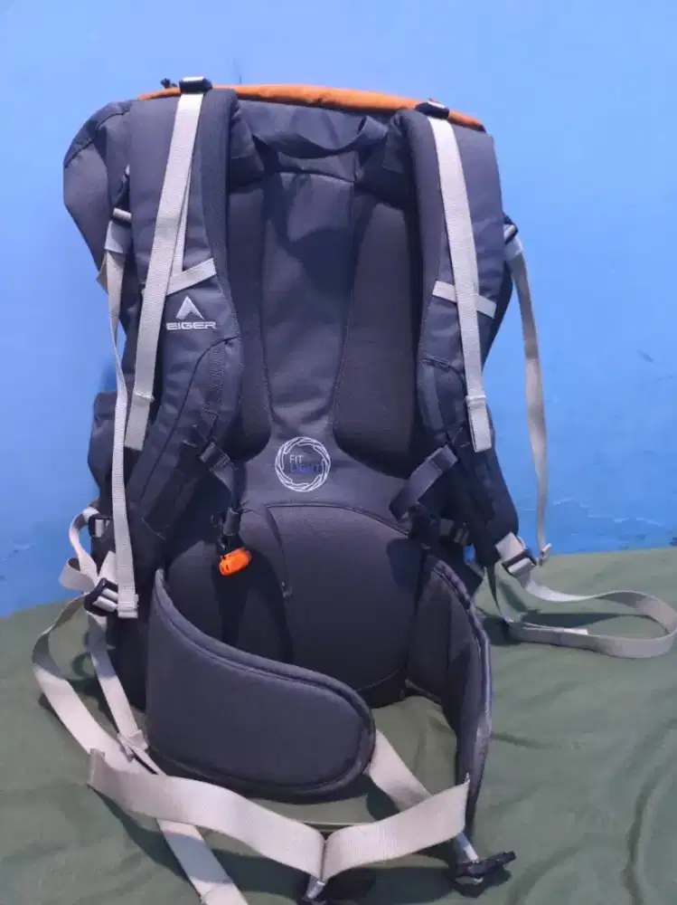 Jual tas cariel merek eager escapade 25 ws