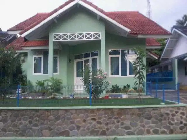 Di jual Villa di Anyer