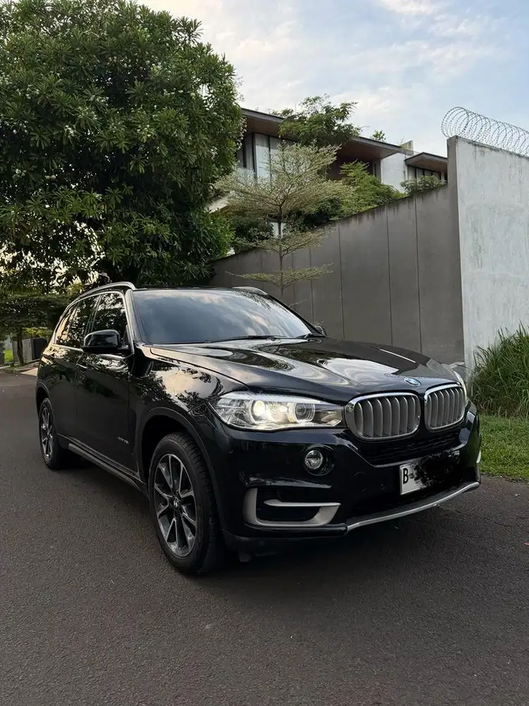 ( odo 17rban ) BMW X5 FULL OPTION 2018 ANTIK