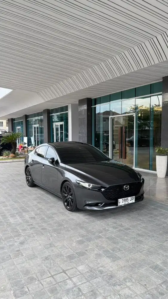 Mazda 3 Sedan (Km Rendah & Termurah)