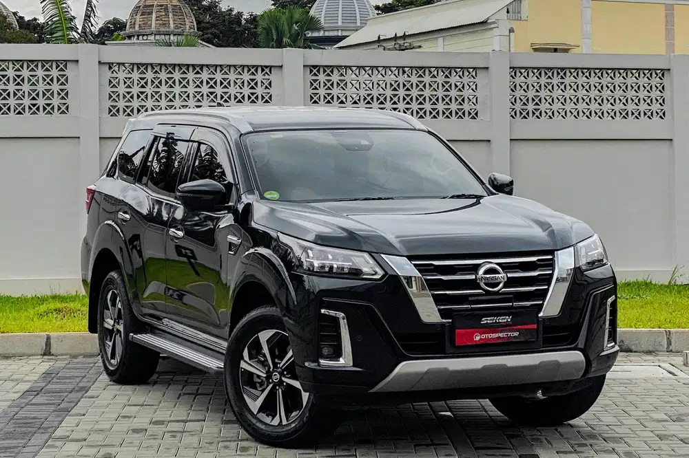 Nissan New Terra VL 2.5 Diesel Solar 4x4 AT Matic 2023 Hitam.
