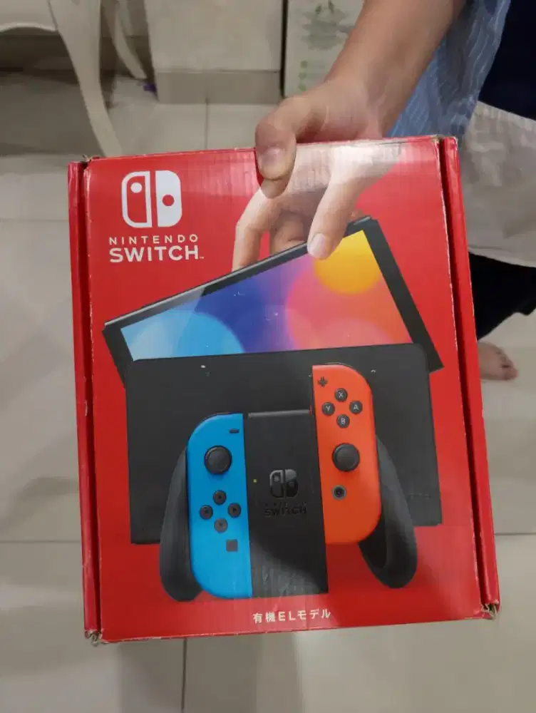 Nitendo switch dan 4 game