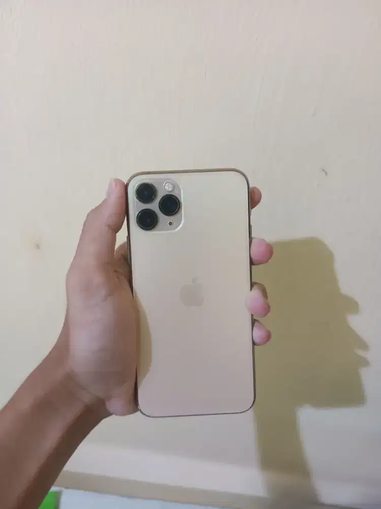 iPhone 11 pro 256