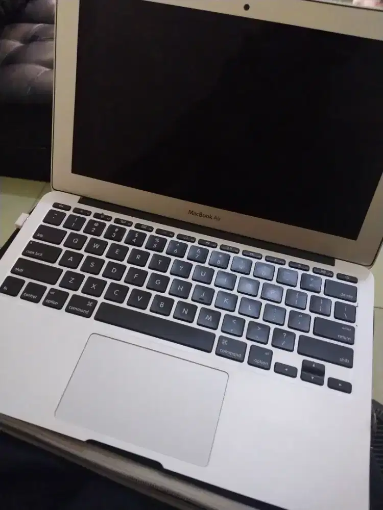 mackbook air 11 inch 2014