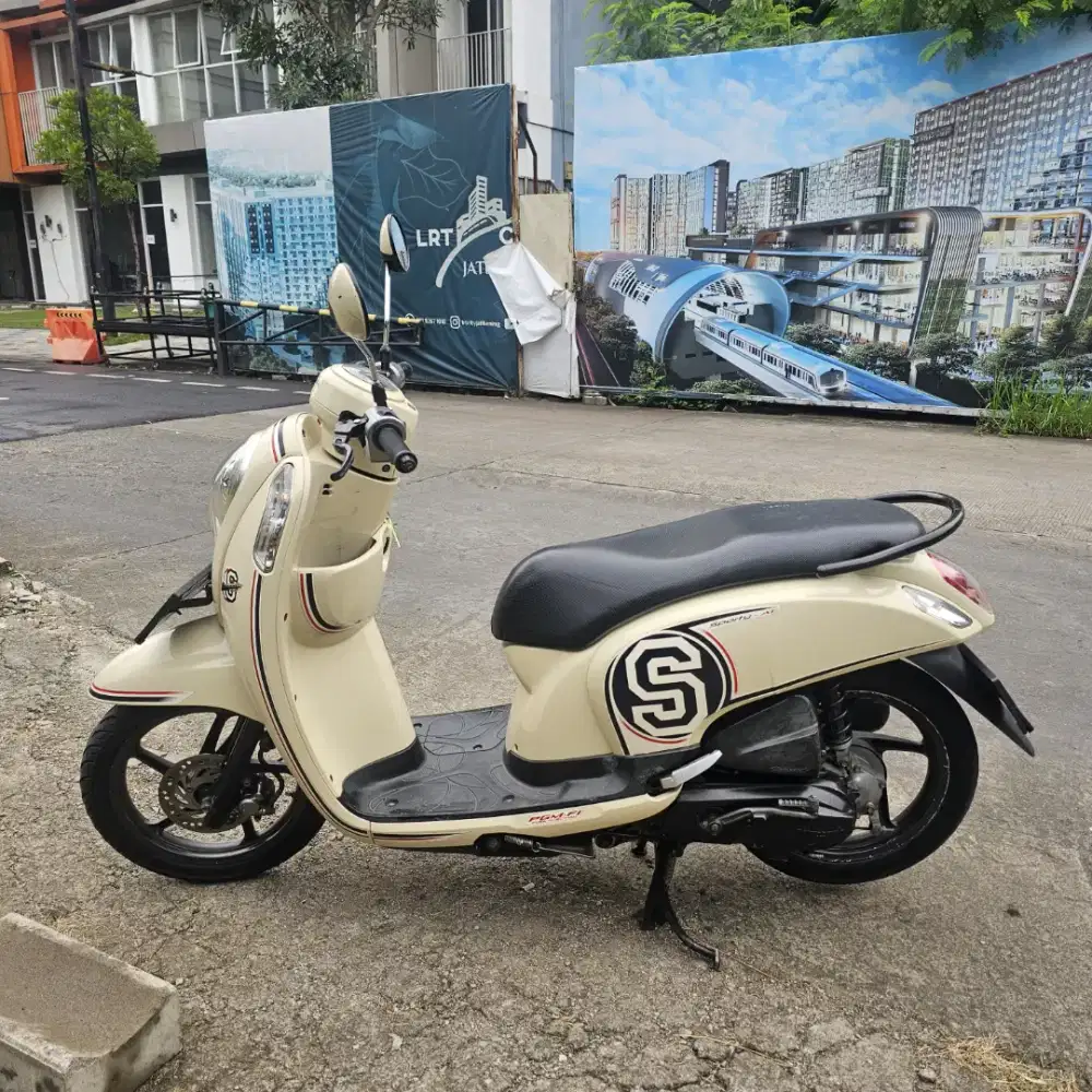 HONDA SCOOPY 2014 FI HITAM BODY CREAM WRAPPING MULUS