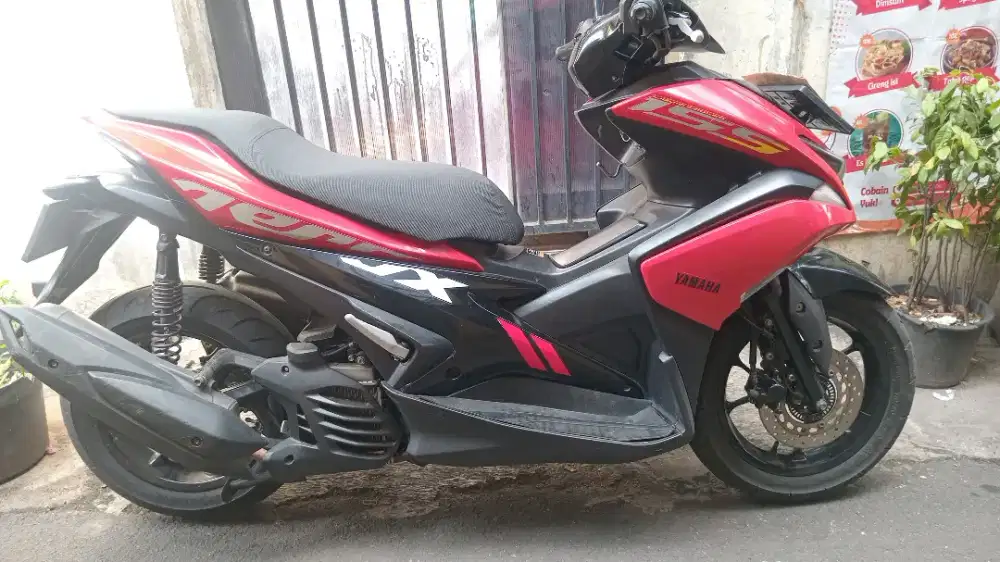 Aerox 155 2020 merah