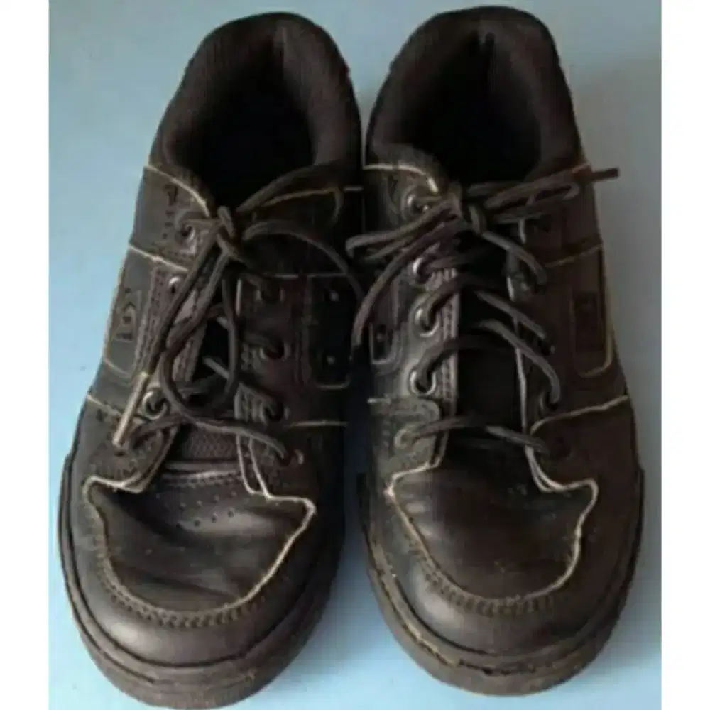 DC Shoes Sepatu Anak Original