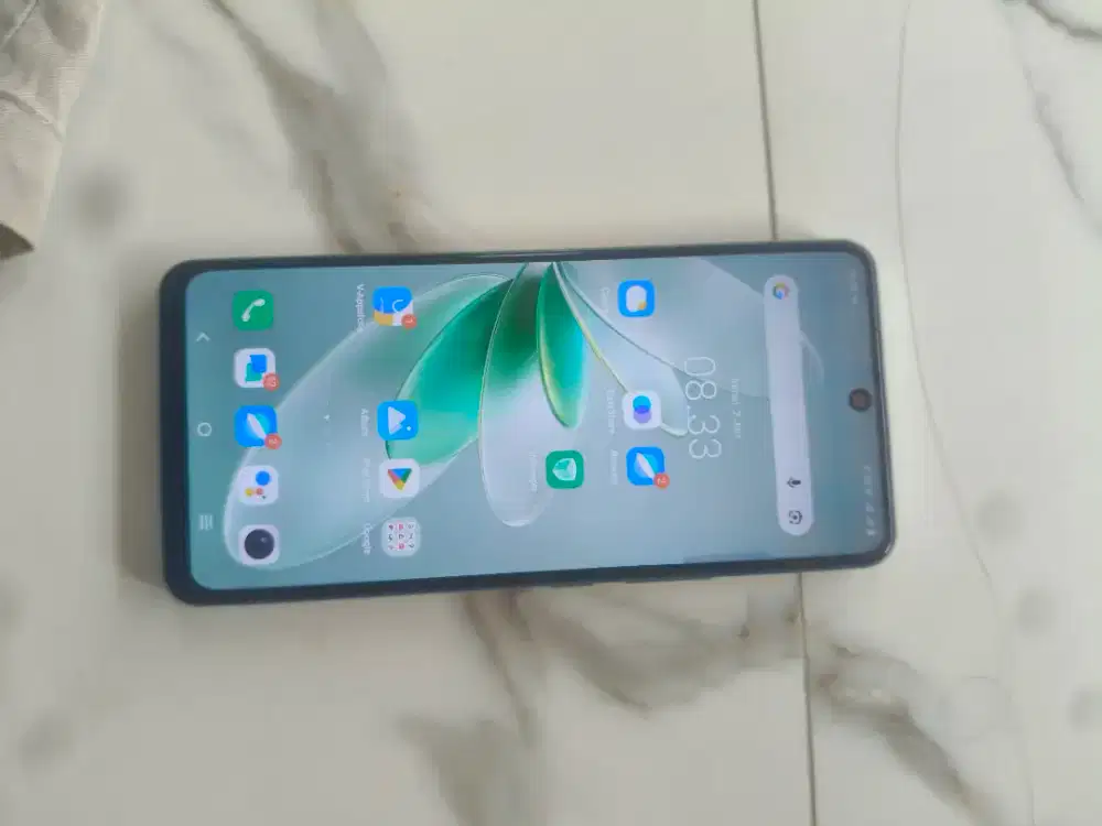 Saya mau jual hp Vivo v27e