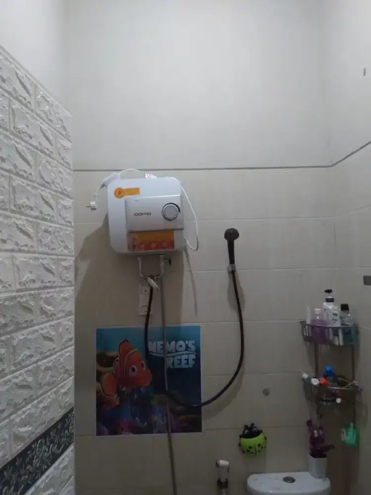 WATER HEATER LISTRIK - MANDI AIR HANGATKU