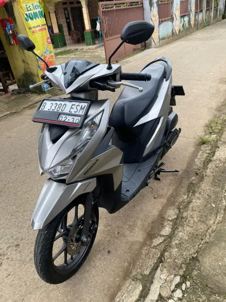 Bismillah dijual motor honda beat