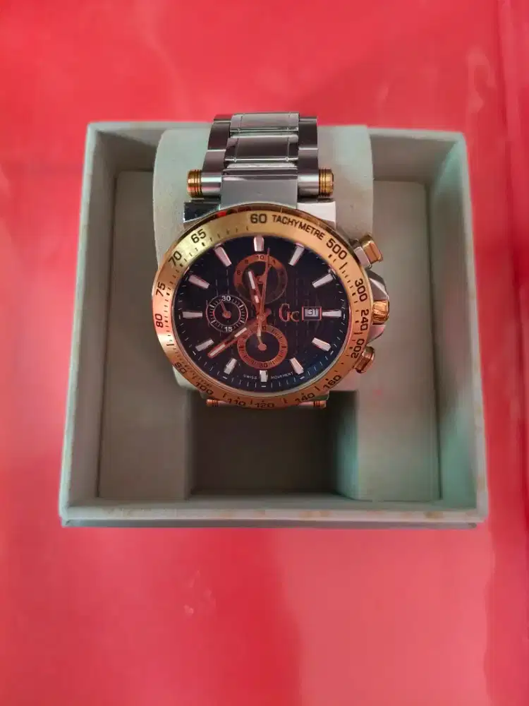 Jam kesayangan khusus collector