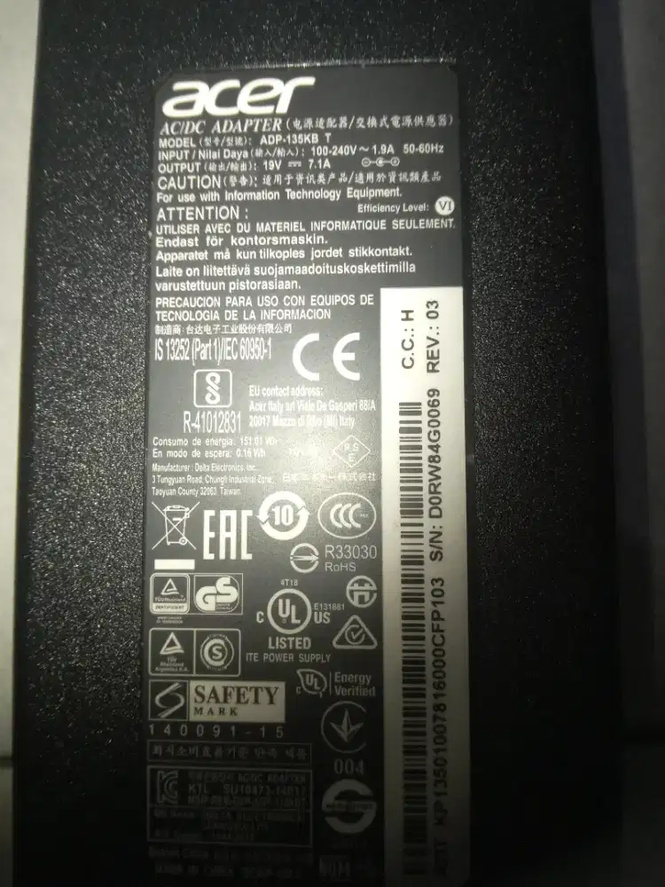 Adaptor charger acer