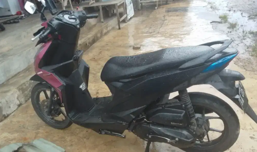 Di jual motor beat tahun 2021
