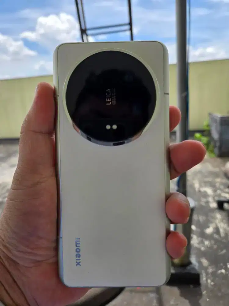 Xiaomi 14 Ultra Leica 16GB/512GB sudah beacukai dan terdaftar Resmi
