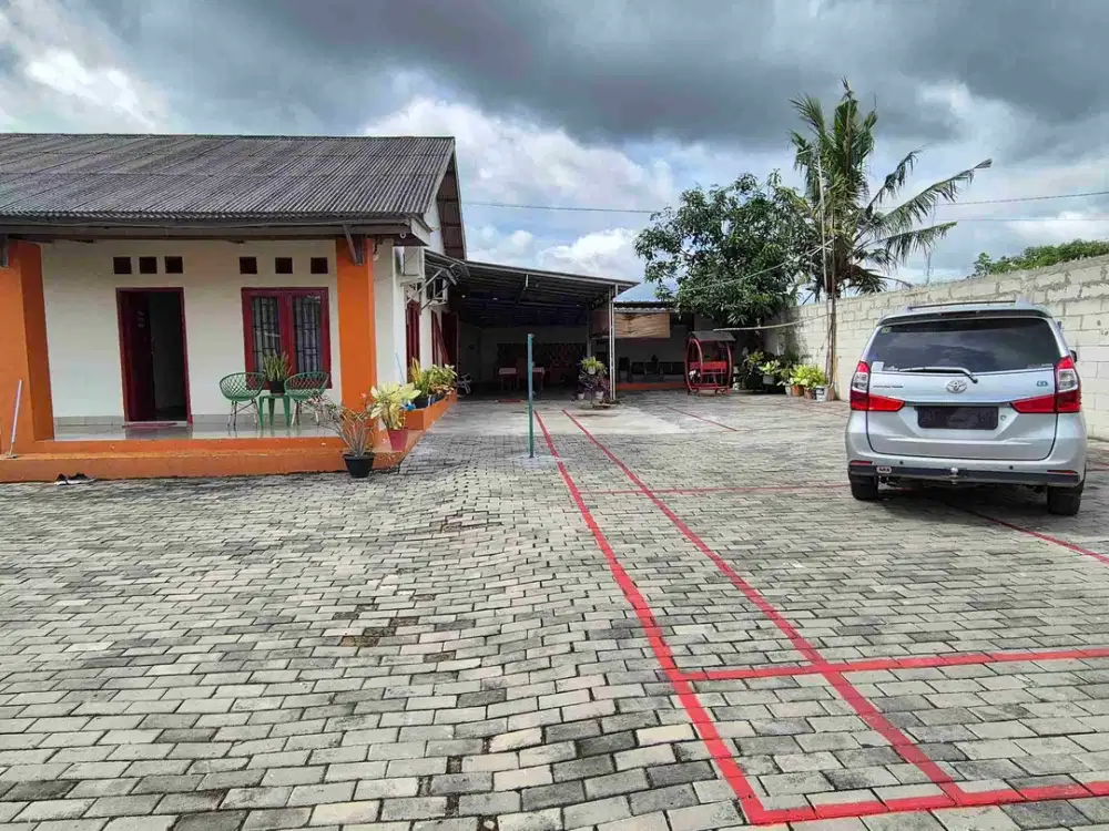 rumah mewah luas 1000 m2 depan kampus Unpam