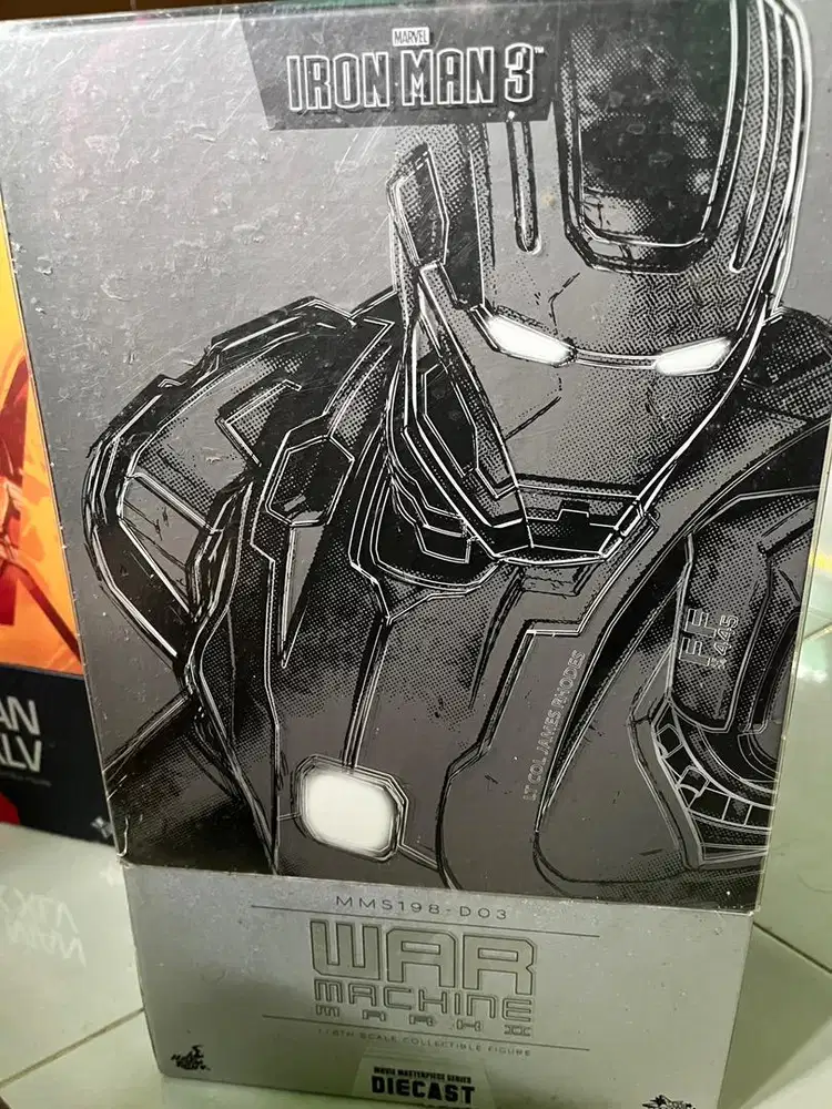 Hot Toys War Machine Mark II
