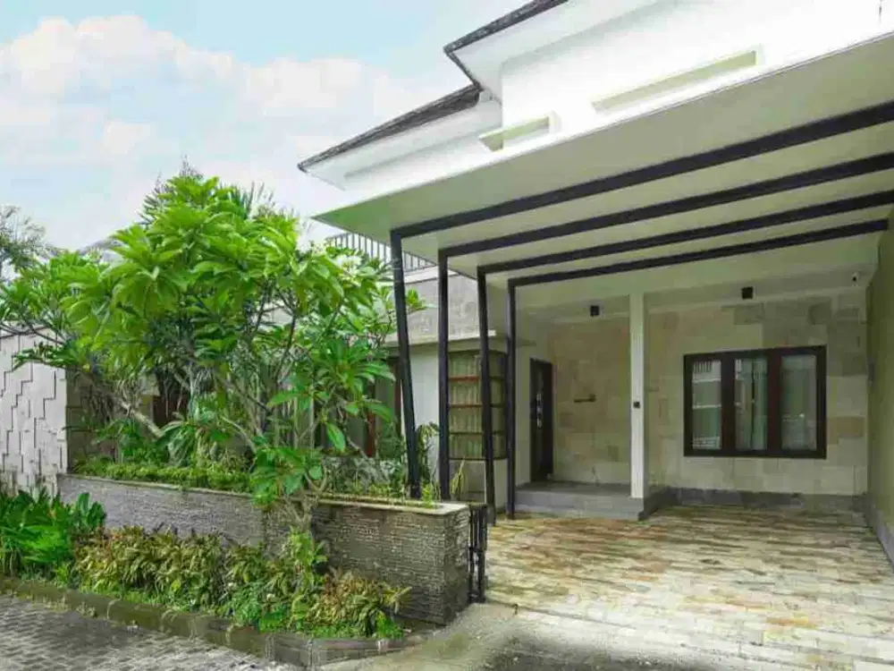 Villa strategis Tropis Modern Taman Griya Jimbaran Bali
