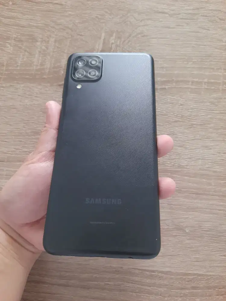 Galaxy A12-4G.Finger.ram 6GB/128GB.GOLDEN PONSEL