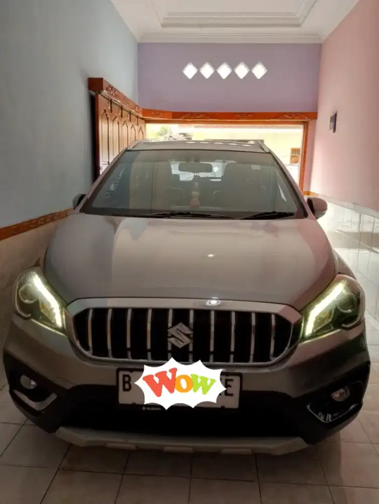 SUZUKI S-CROSS AT 2017 Abu-Abu
