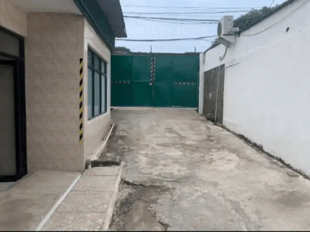 Tanah Ada 6 Gudang Di Kapuk Jakarta Barat