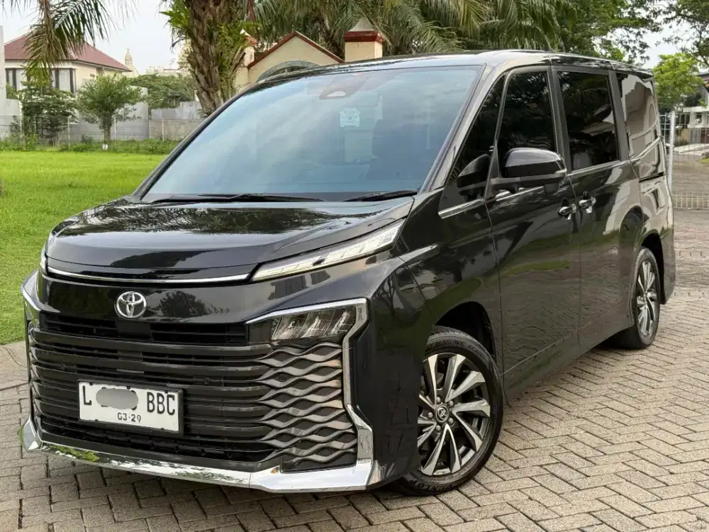 VOXY MATIC 2.0 2014 KM LOW