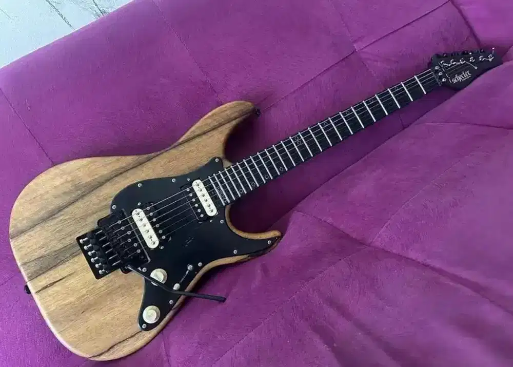 Schecter sun valley exotic black limba