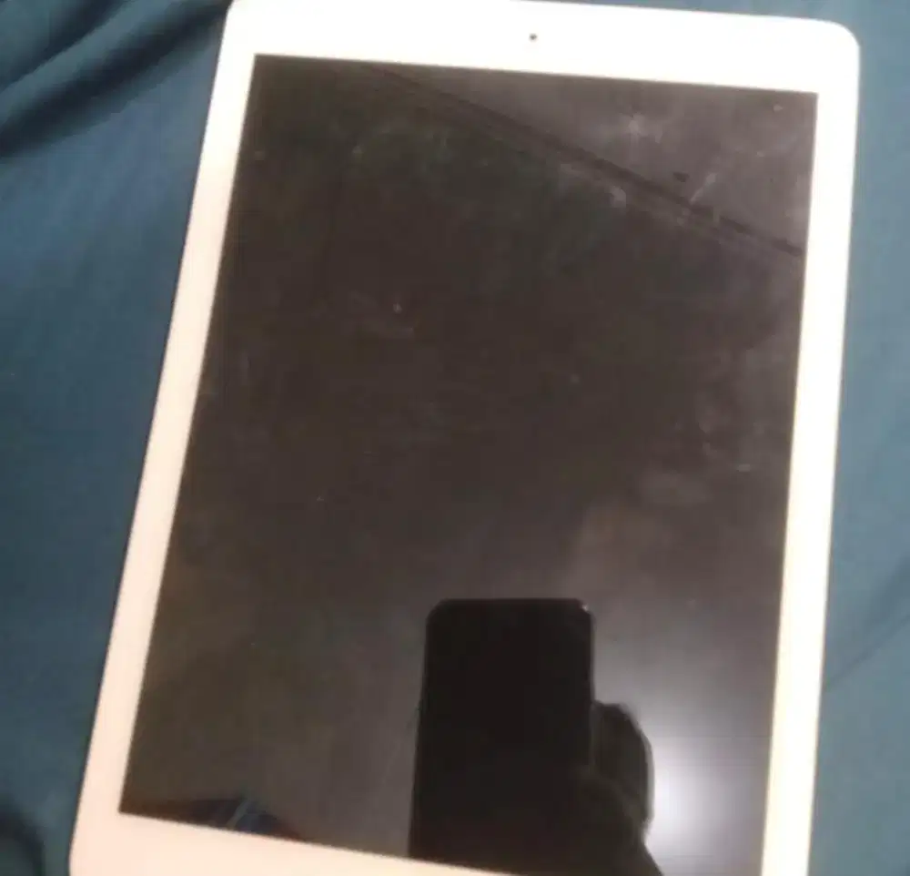 iPad Gen 5 A1475. ICLOUD LOCK