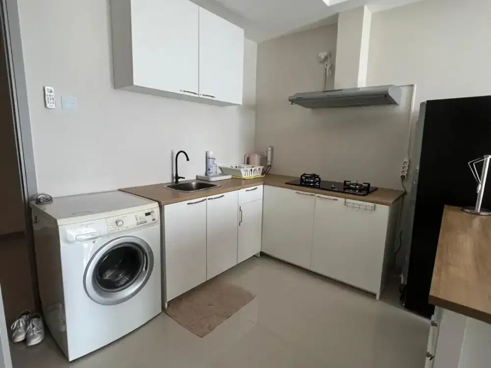 0856 - Disewakan Apartemen Grand Sungkono Lagoon Tower Caspian 2 BR Lantai 19 Full Furnished