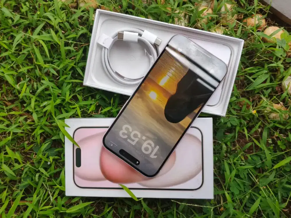 iPhone 15 plus 128gb inter