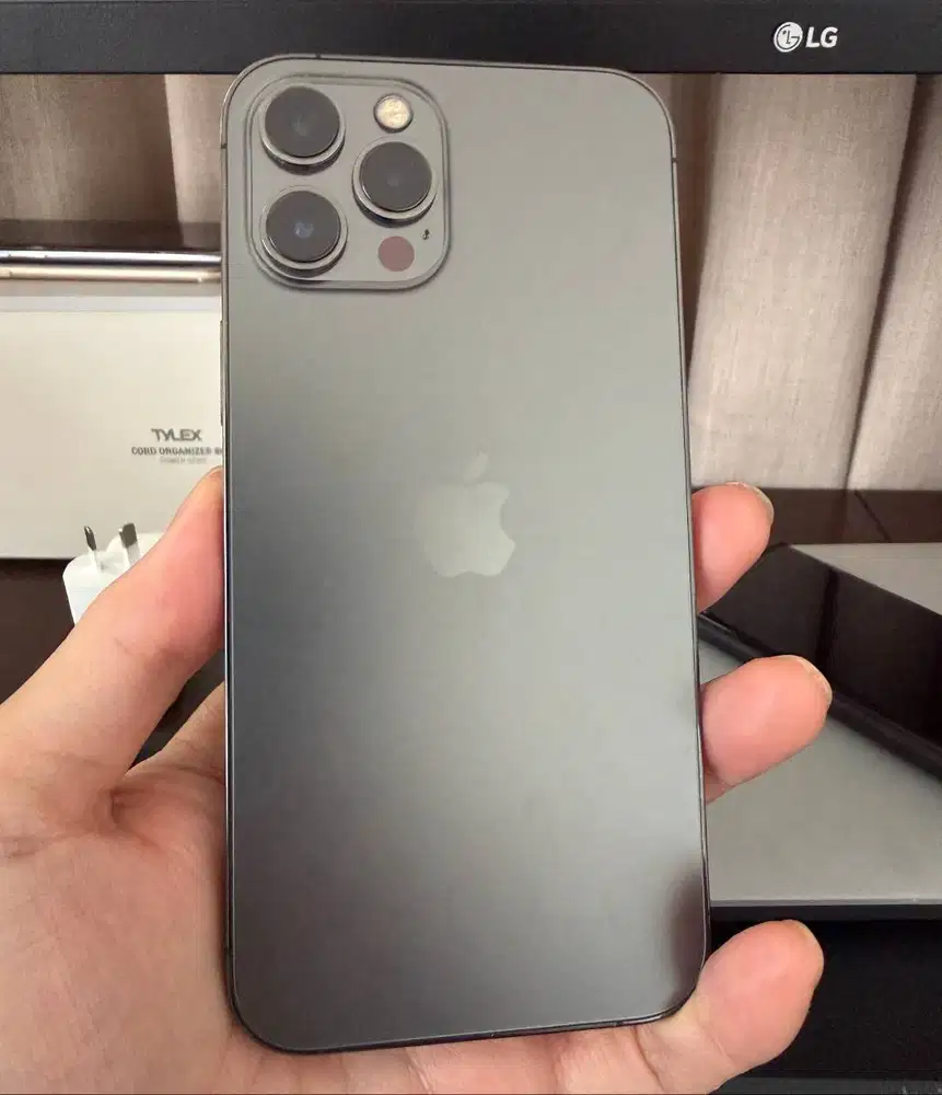 TIDAK MENERIMA NEGO - Apple iPhone 12 Pro Max Graphite 256GB Bea Cukai