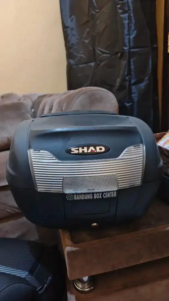 Box motor SHAD SH40 dan Backrest