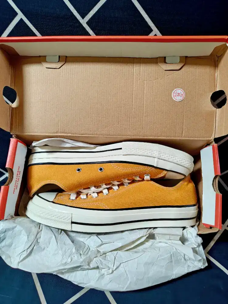 Converse sunflower ori baru