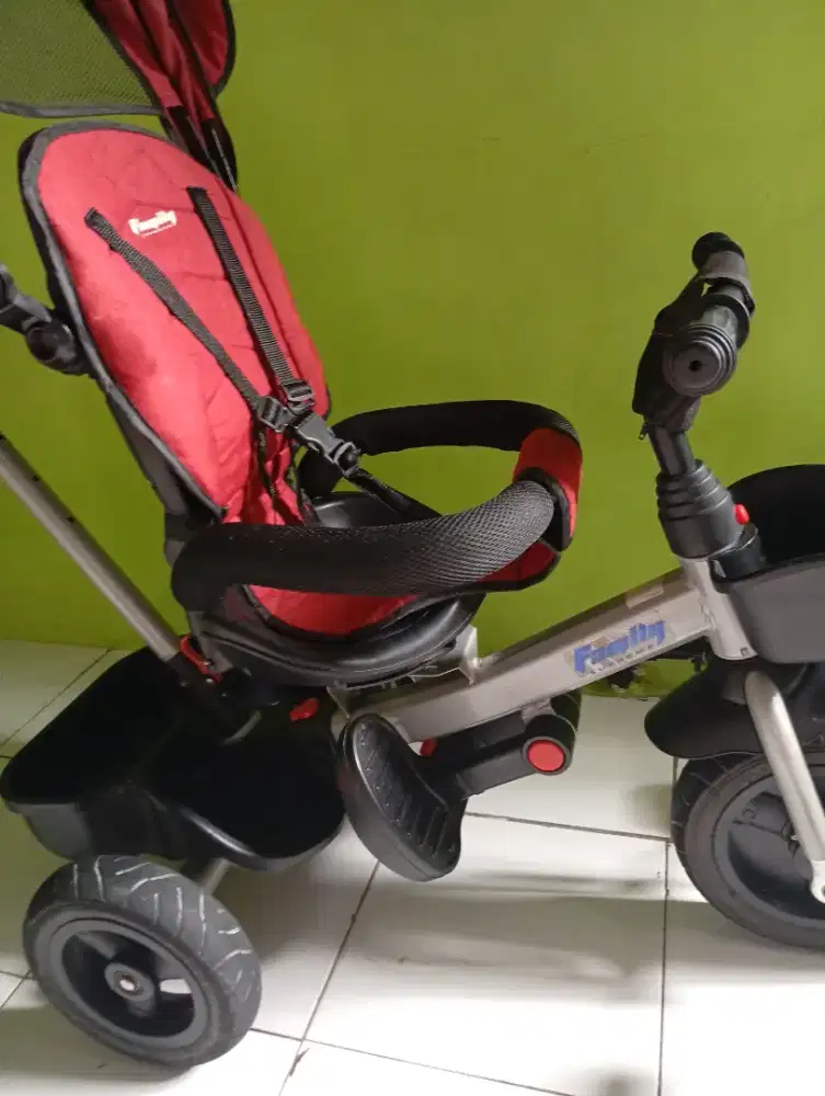 Sepeda Family Supreme