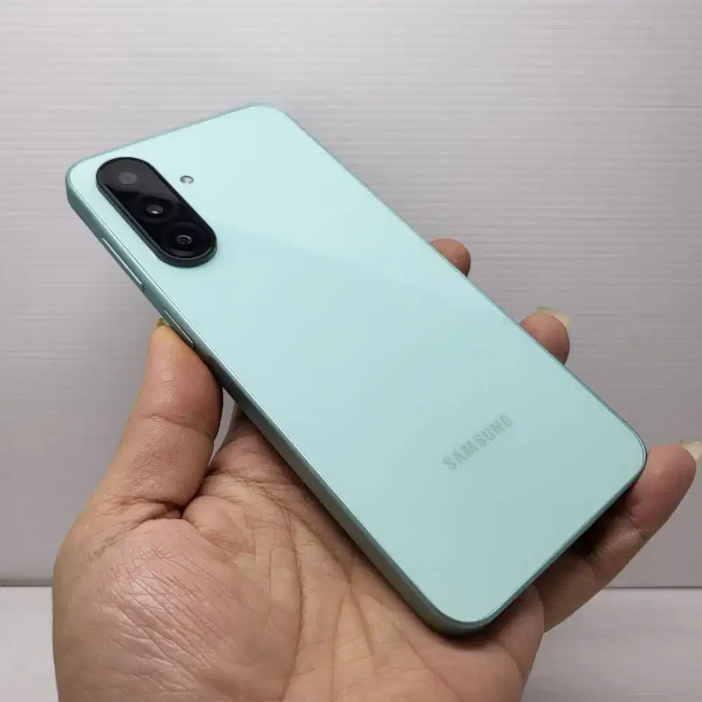 SAMSUMG A26 5g 8/256