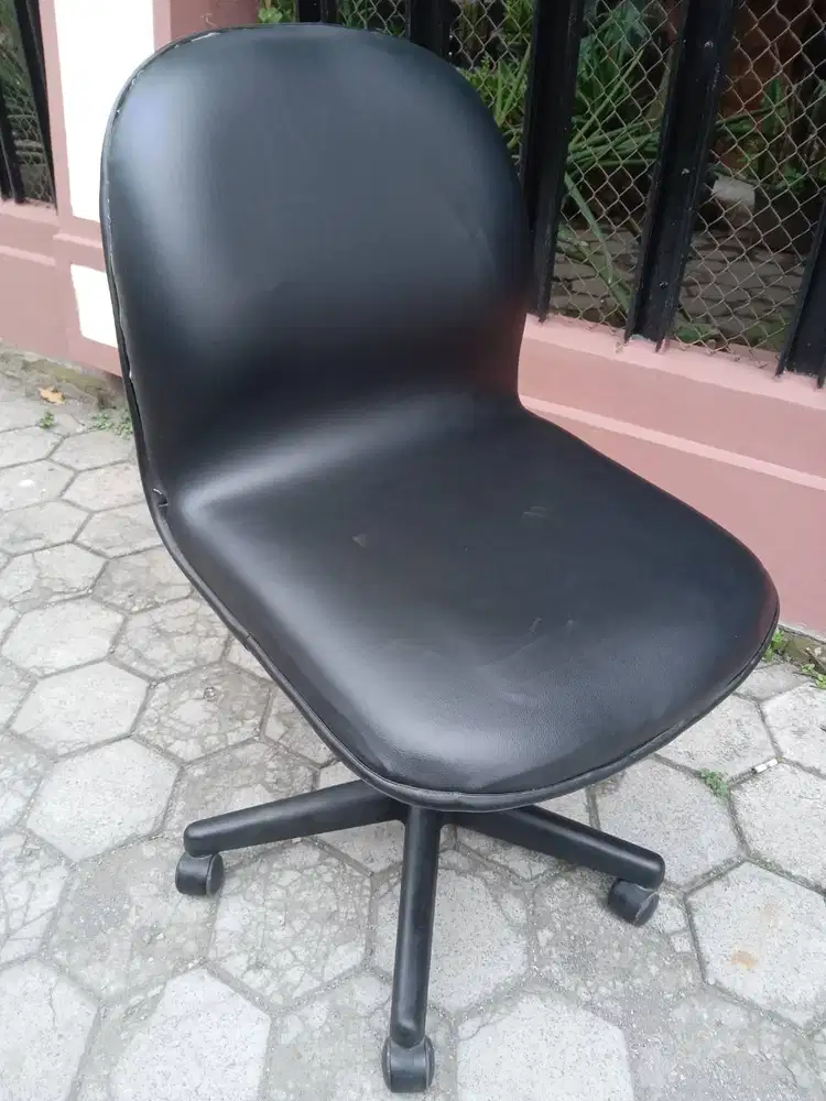 kursi kantor murah