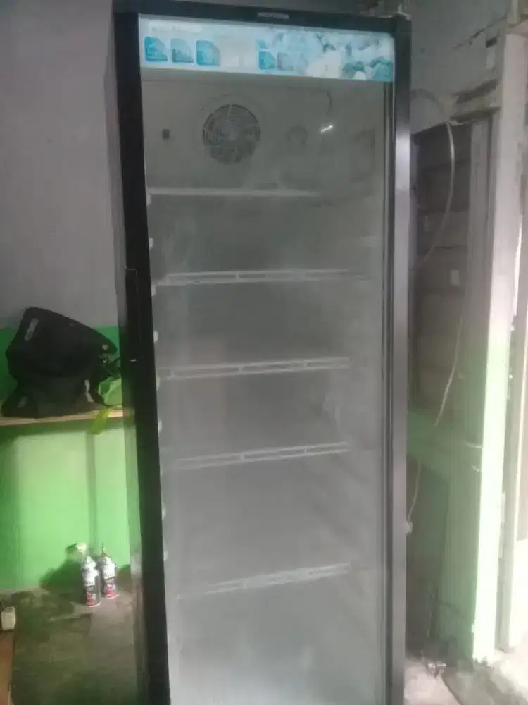 showcase Polytron 5 rak