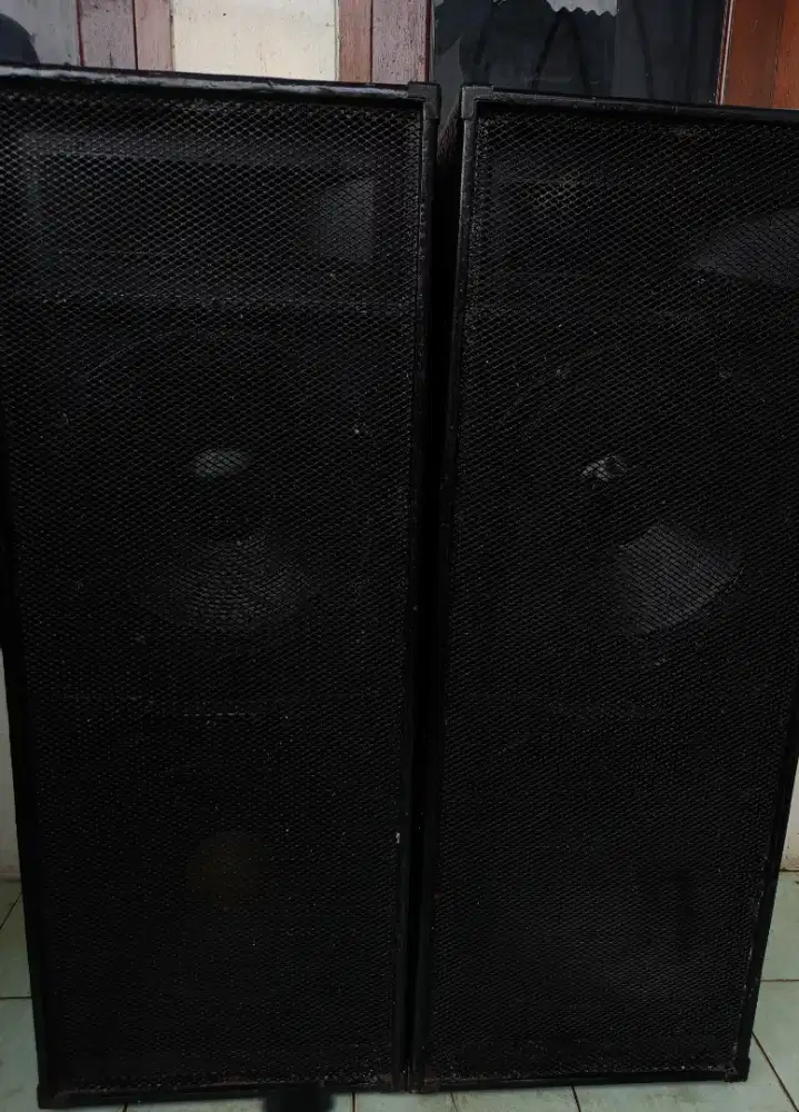 SPEAKER PASIF 18 INCH