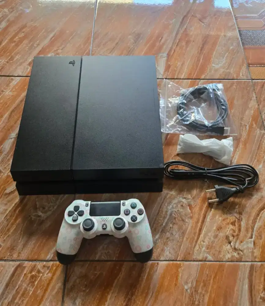 PS4 PS 4 PLAYSTATION 4 FAT SERI 12 500GB H-EEN TT PS3
